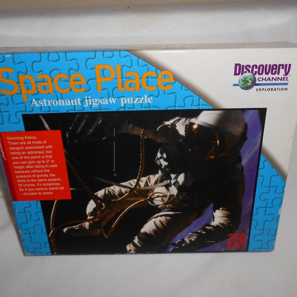 New sealed Discovery Channel Space Place Astronaut Puzzle 🧩🎁 kids Vintage